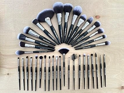 Fuel The Army – 36-Piece Makeup Brush Set with Case